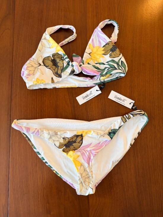 Vitamin A Other - Vitamin A reversible bikini NWT